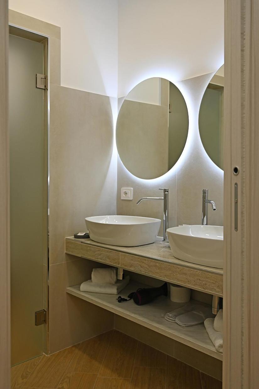 Mom Apartment Rooms&Suites Tivoli Ngoại thất bức ảnh